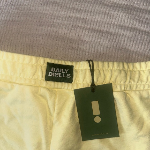 Daily Drills Super Shorts - Picture 3 of 6